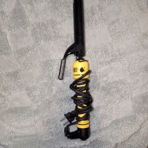 Yellow and Black Curling Iron